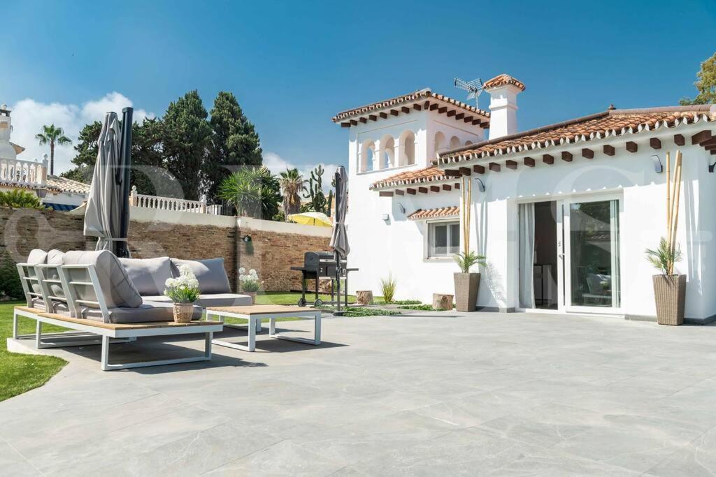 With Private Heated Pool By The & Port - By Rems Villa Benalmádena